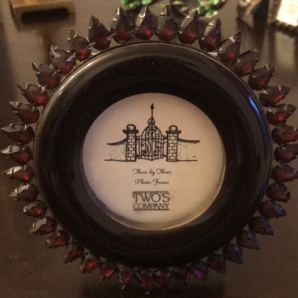 Adorable miniature picture frame by Two’s Company